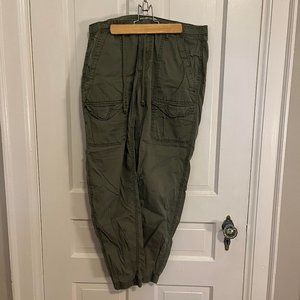 Hollister green cargo pants